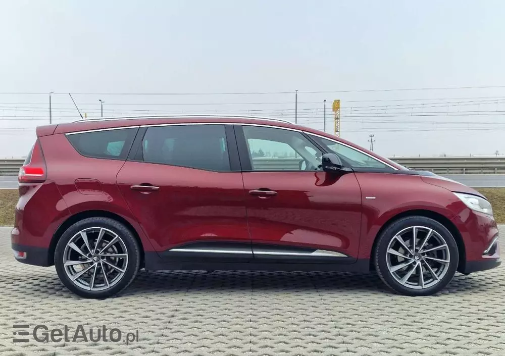 RENAULT Grand Scenic 