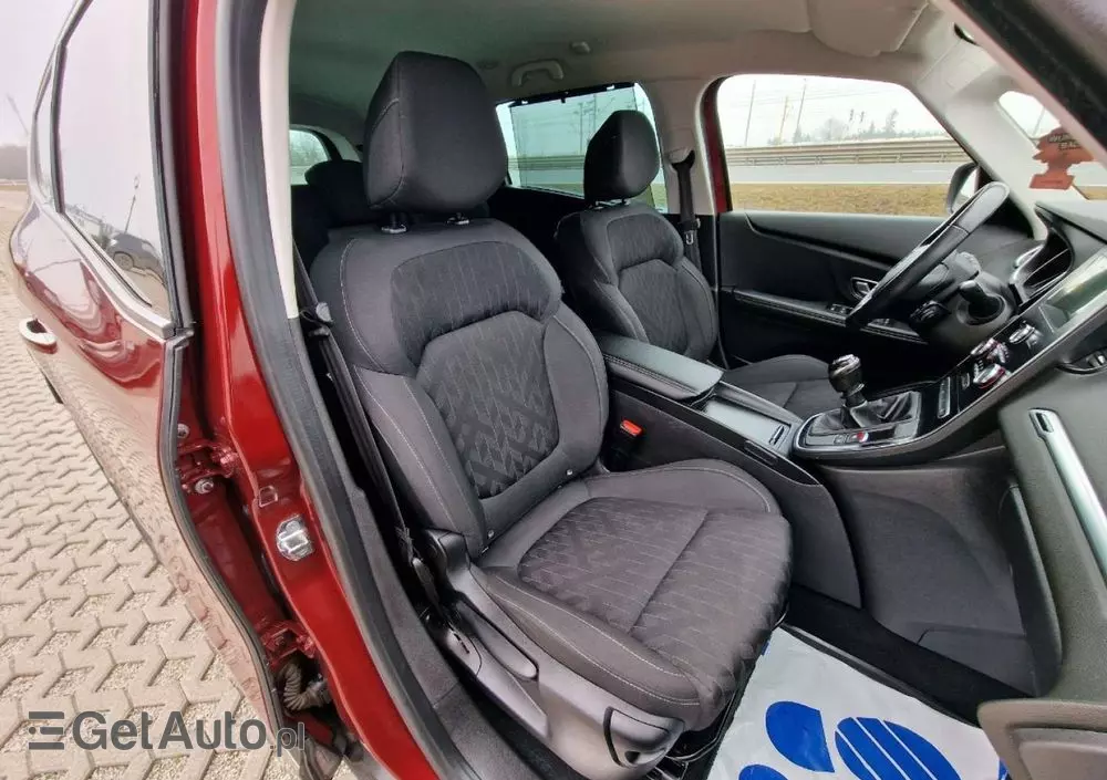 RENAULT Grand Scenic 