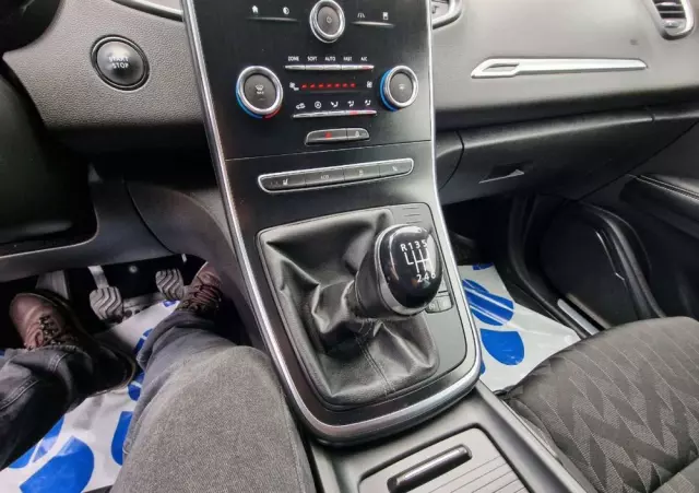 RENAULT Grand Scenic 