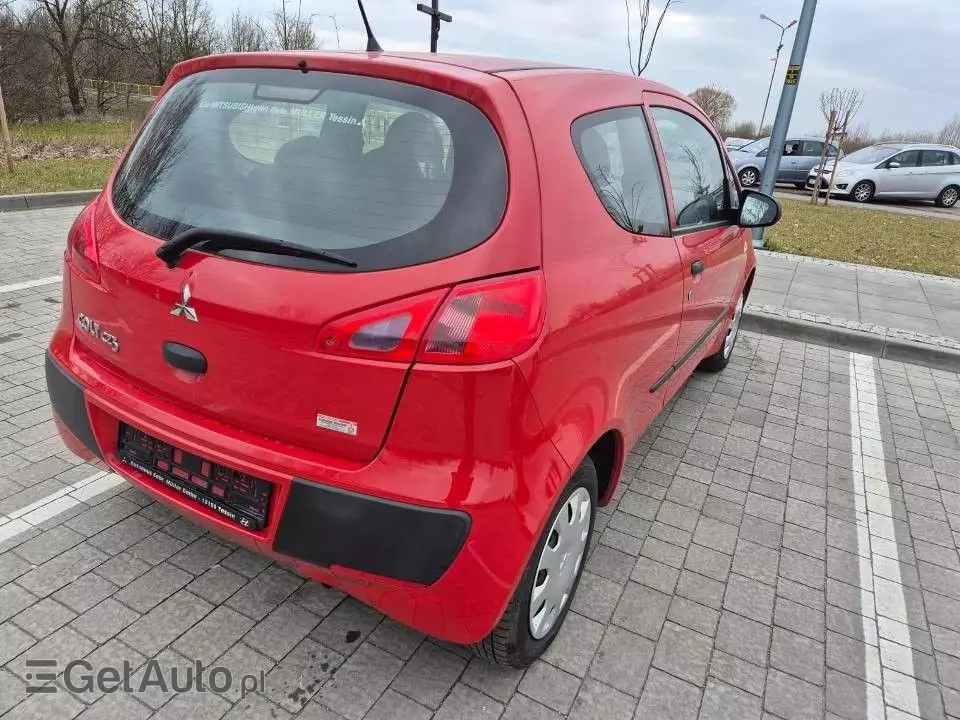 MITSUBISHI Colt 
