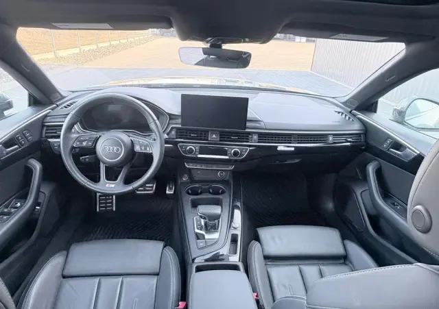 AUDI A5 Sportback 45 TFSI quattro S tronic S line business