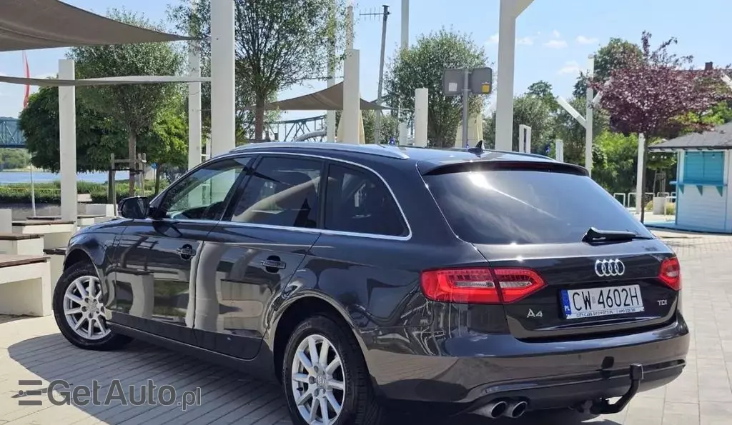 AUDI A4 