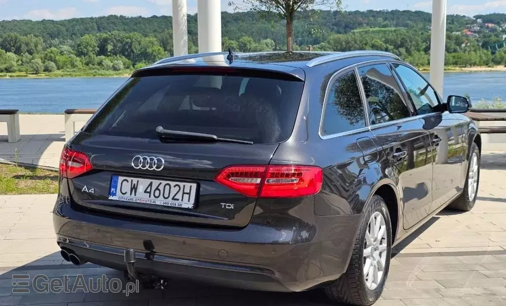 AUDI A4 