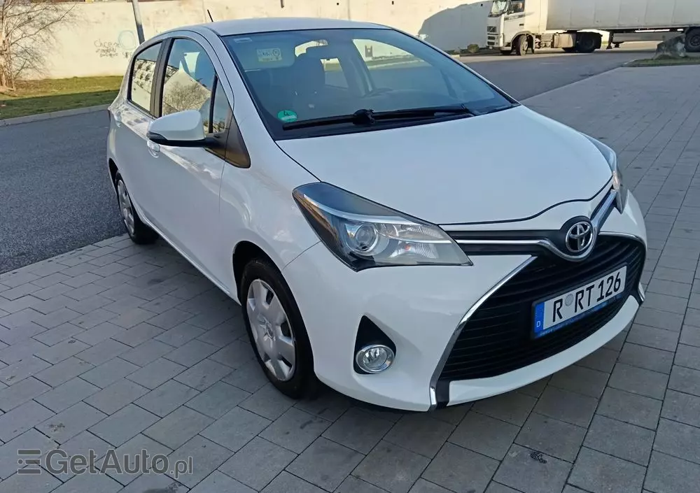 TOYOTA Yaris 1.33 Business Edition