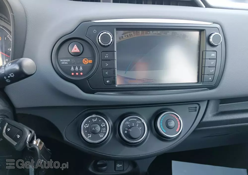 TOYOTA Yaris 1.33 Business Edition