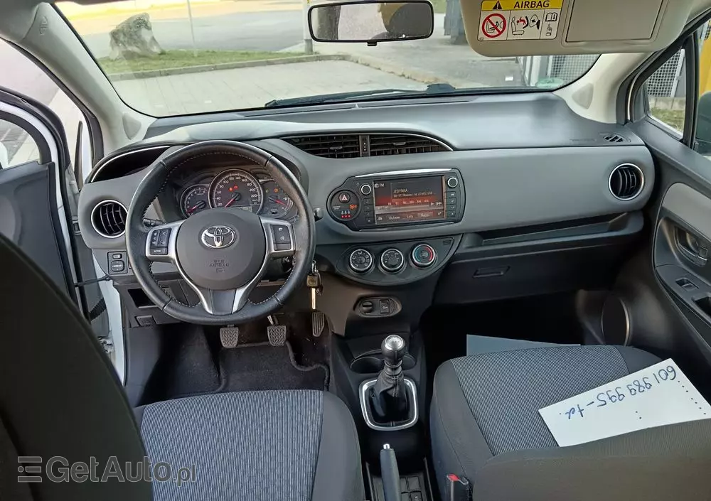 TOYOTA Yaris 1.33 Business Edition
