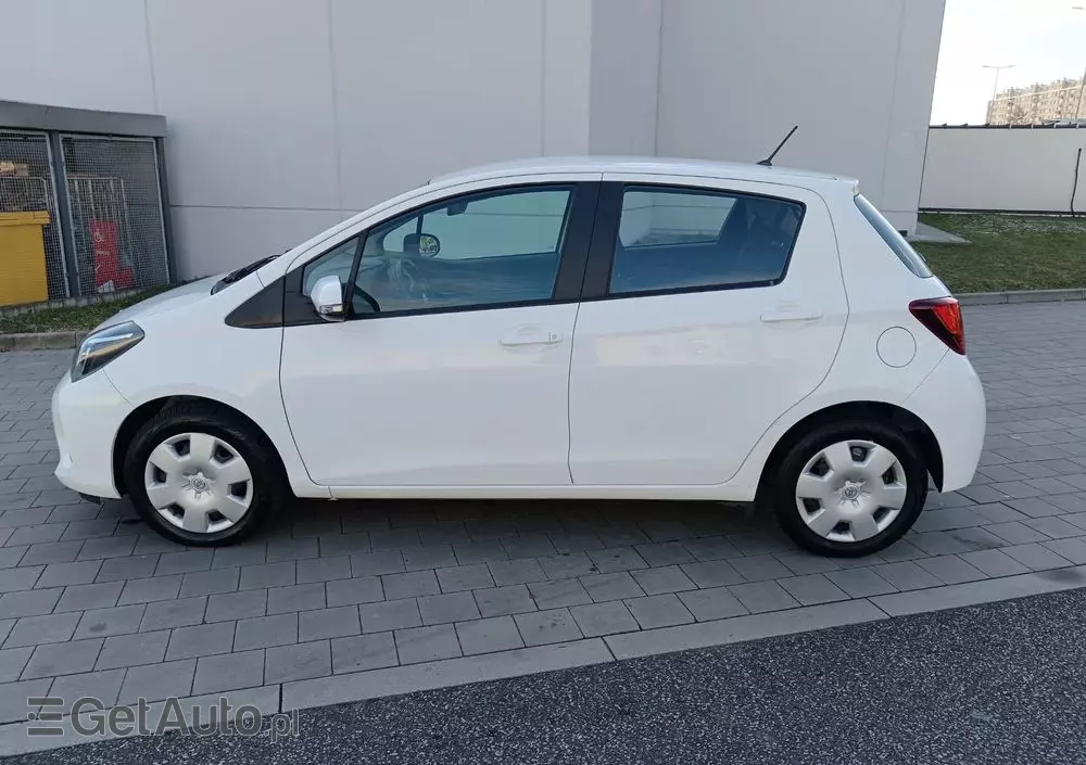 TOYOTA Yaris 1.33 Business Edition