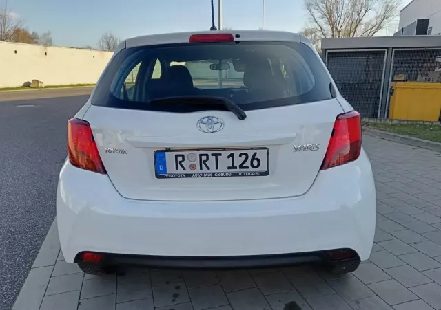 TOYOTA Yaris 1.33 Business Edition
