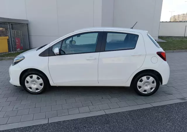 TOYOTA Yaris 1.33 Business Edition