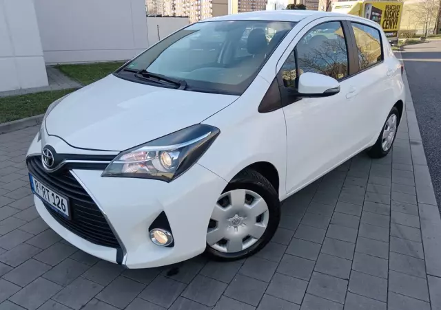 TOYOTA Yaris 1.33 Business Edition