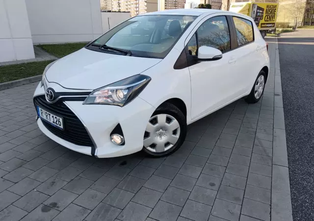 TOYOTA Yaris 1.33 Business Edition