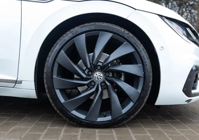 VOLKSWAGEN Arteon 2.0 TDI SCR DSG R-Line Edition