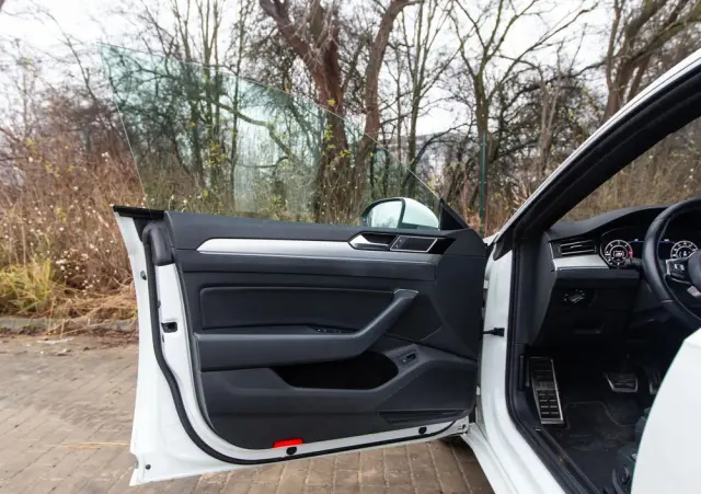 VOLKSWAGEN Arteon 2.0 TDI SCR DSG R-Line Edition