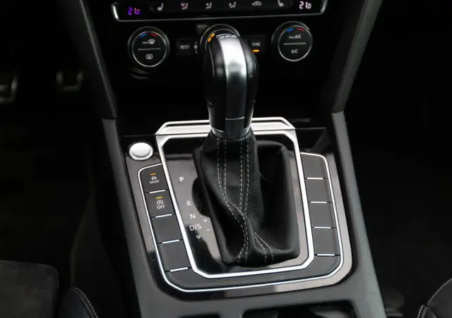 VOLKSWAGEN Arteon 2.0 TDI SCR DSG R-Line Edition