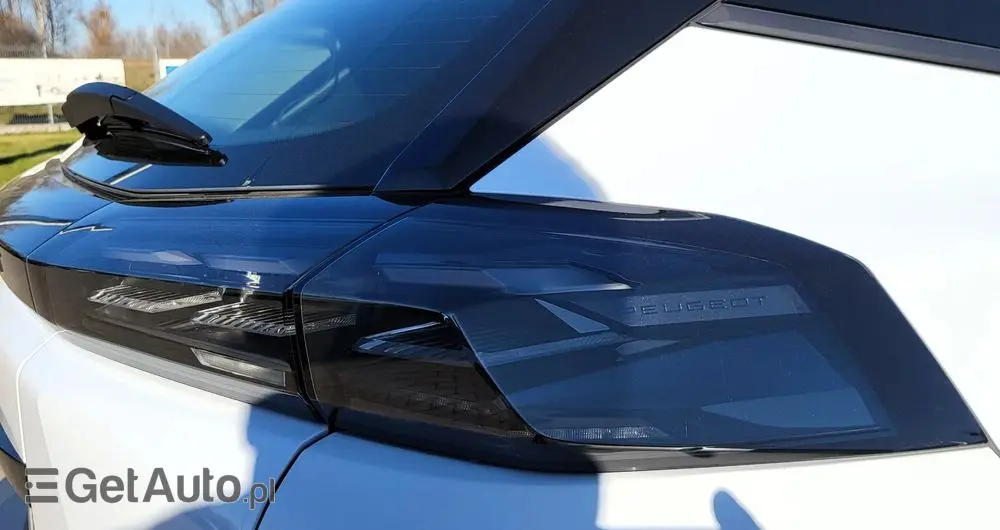 PEUGEOT 2008 PureTech 100 Active S&S BVM6