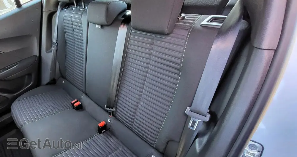 PEUGEOT 2008 PureTech 100 Active S&S BVM6