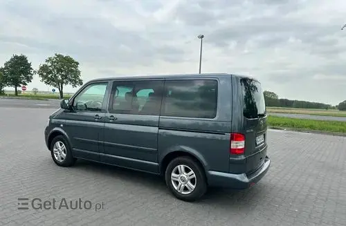 VOLKSWAGEN Multivan 