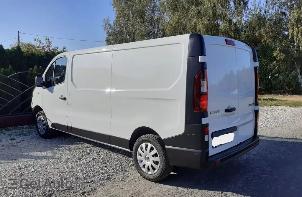 RENAULT Trafic 