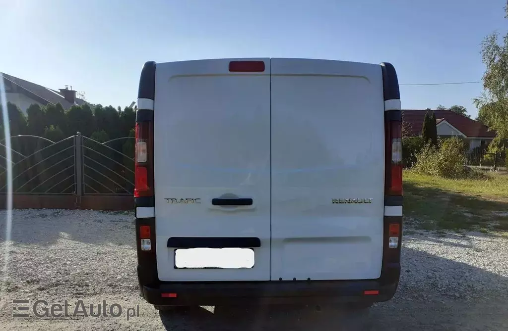 RENAULT Trafic 