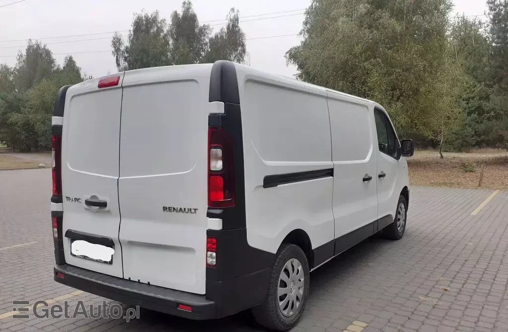 RENAULT Trafic 