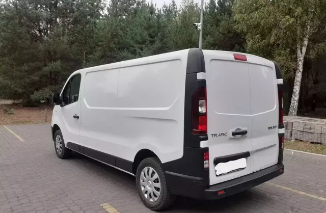 RENAULT Trafic 