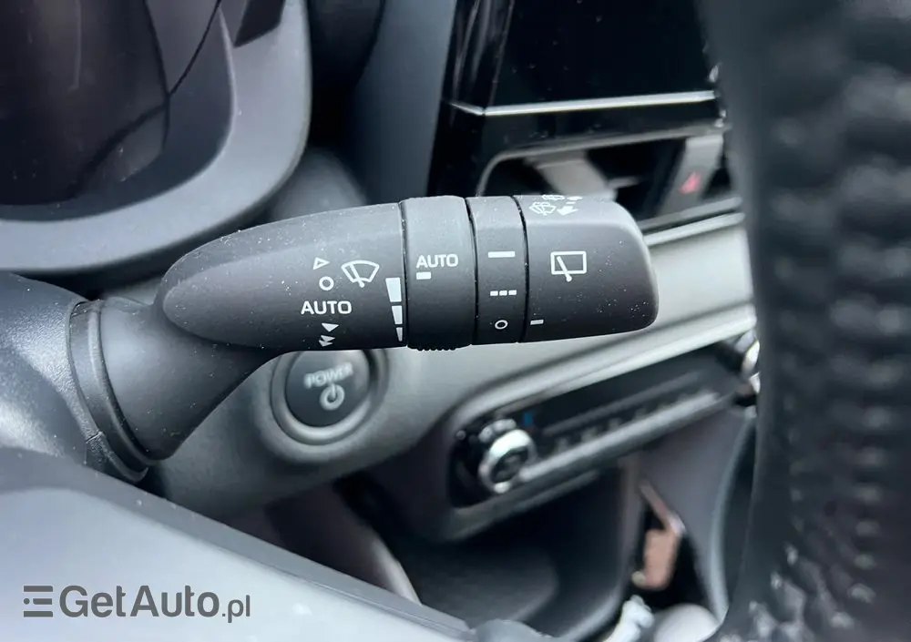 TOYOTA Yaris 1.5 VVT-i Comfort