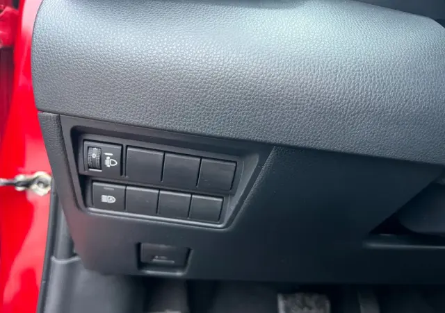 TOYOTA Yaris 1.5 VVT-i Comfort