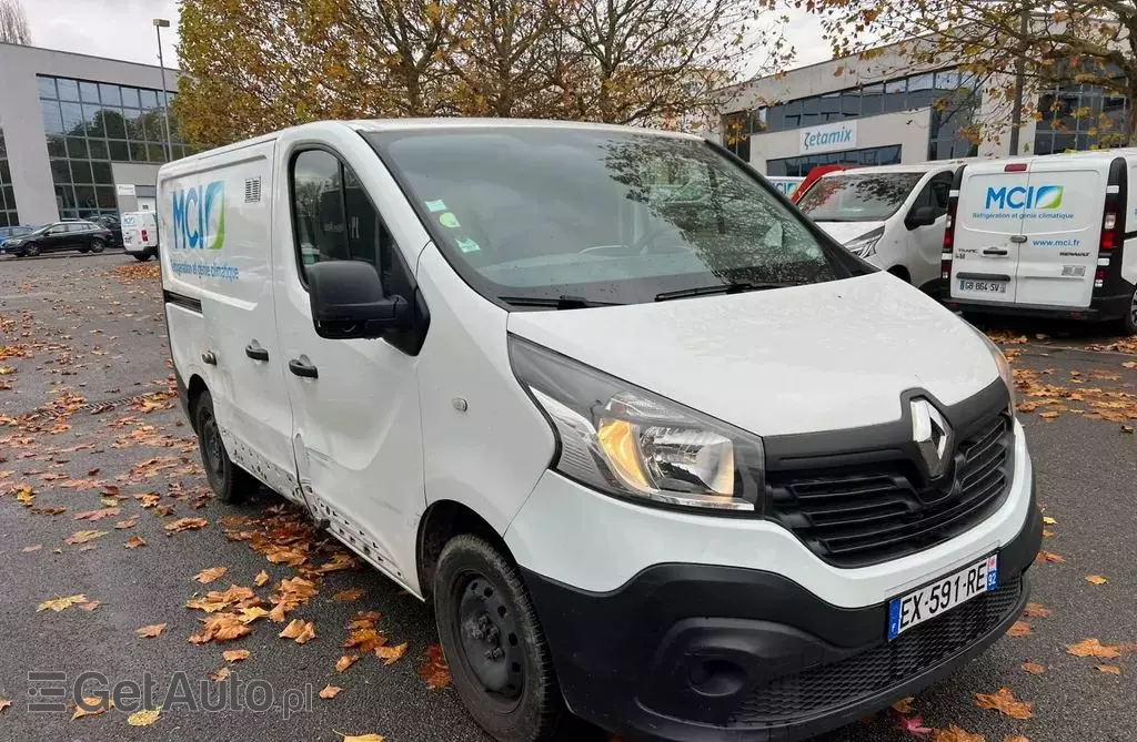 RENAULT Trafic 