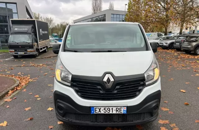 RENAULT Trafic 