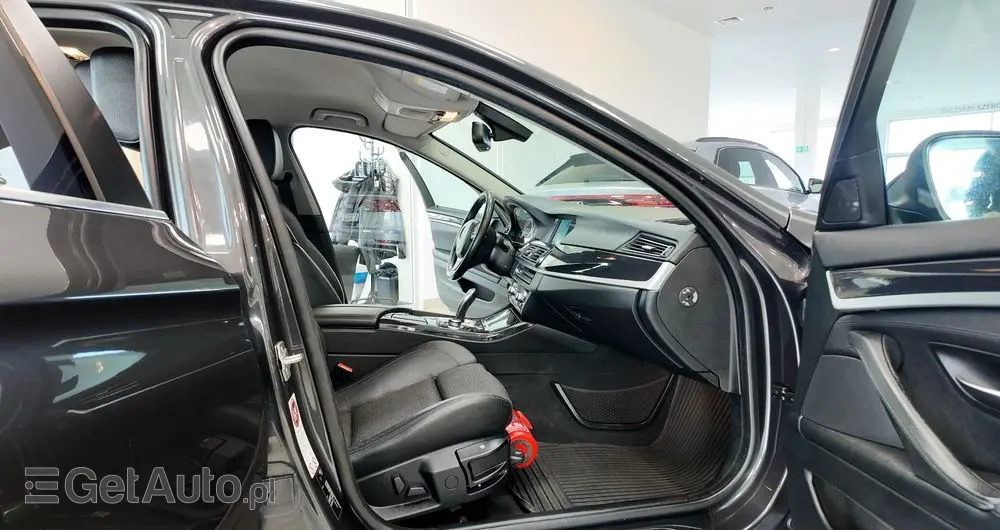 BMW Seria 5 520d