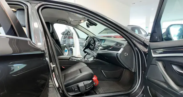 BMW Seria 5 520d