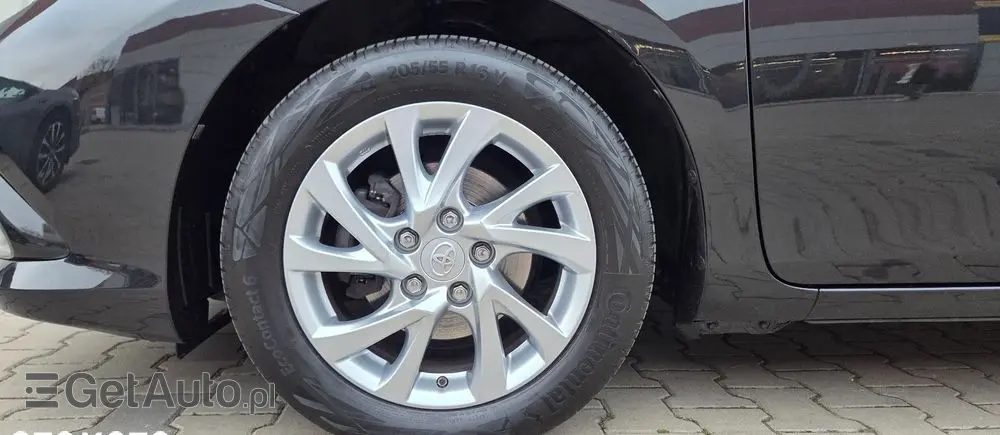 TOYOTA Auris 1.2 Turbo Edition-S
