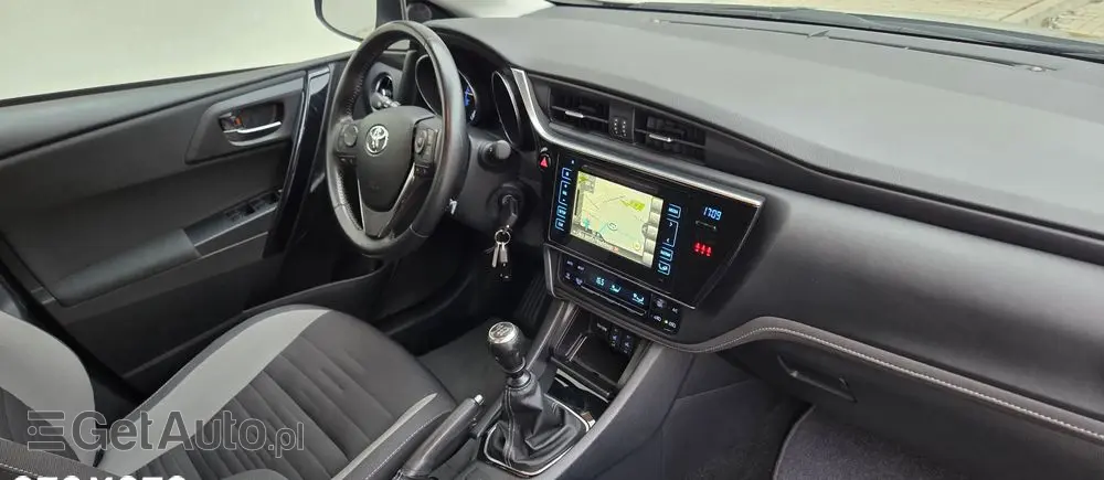 TOYOTA Auris 1.2 Turbo Edition-S
