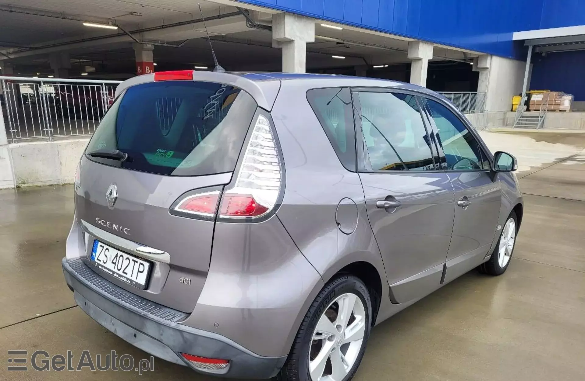 RENAULT Scenic 