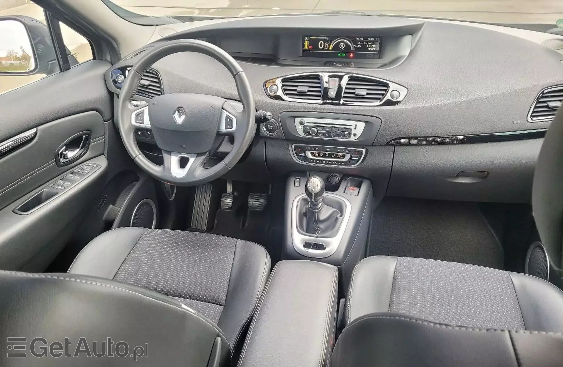 RENAULT Scenic 