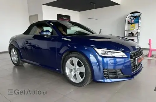 AUDI TT 