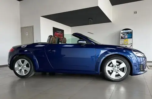 AUDI TT 