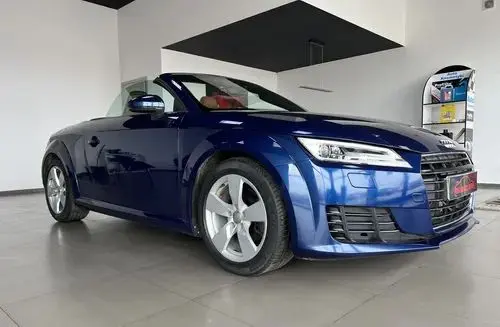 AUDI TT 