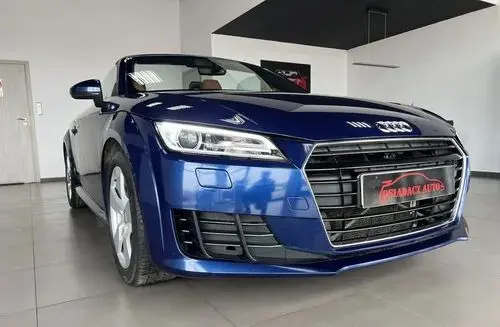 AUDI TT 