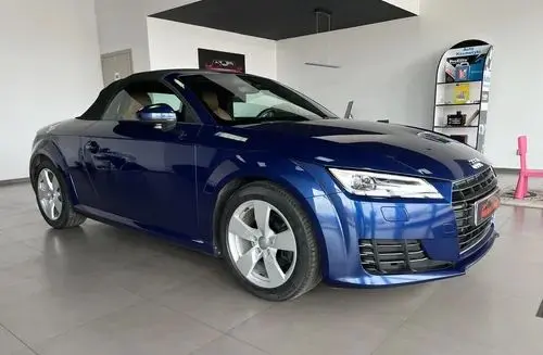 AUDI TT 