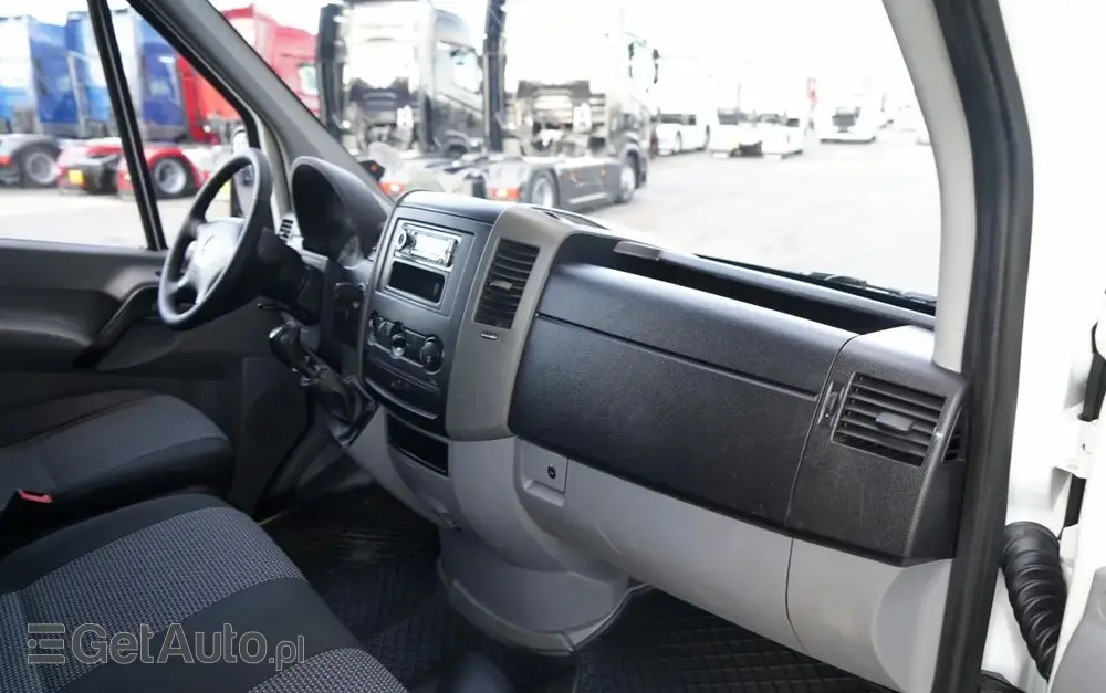 MERCEDES-BENZ SPRINTER / SKRZYNIOWY 4.4 m / MANUAL / BLIŹNIAK 