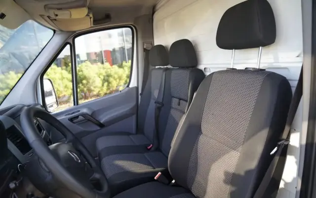 MERCEDES-BENZ SPRINTER / SKRZYNIOWY 4.4 m / MANUAL / BLIŹNIAK 