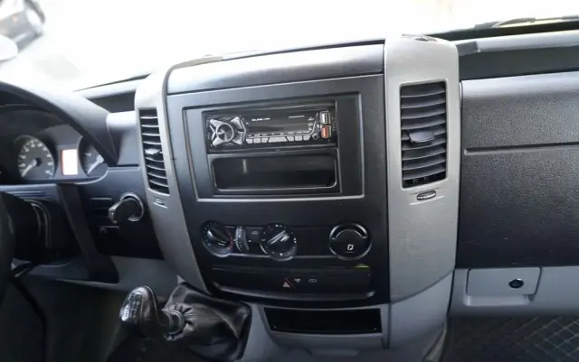 MERCEDES-BENZ SPRINTER / SKRZYNIOWY 4.4 m / MANUAL / BLIŹNIAK 