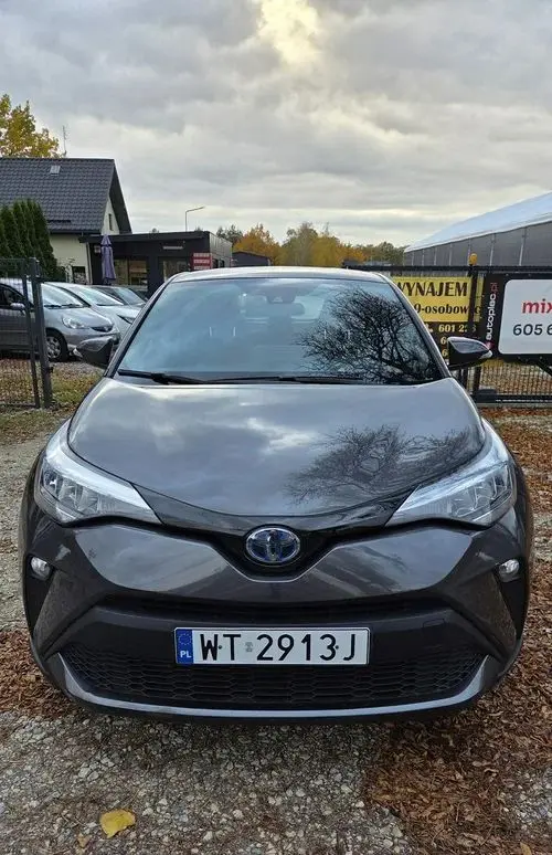 TOYOTA C-HR 