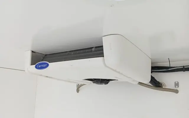 RENAULT Master III Mroźnia 