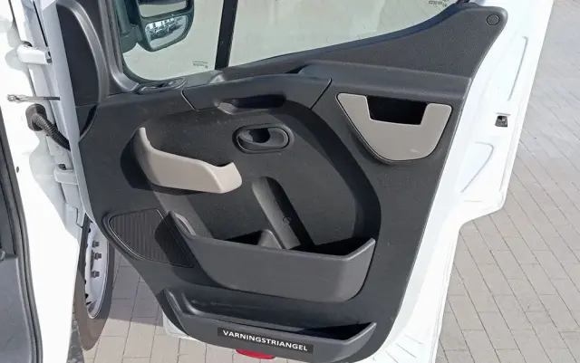 RENAULT Master III Mroźnia 