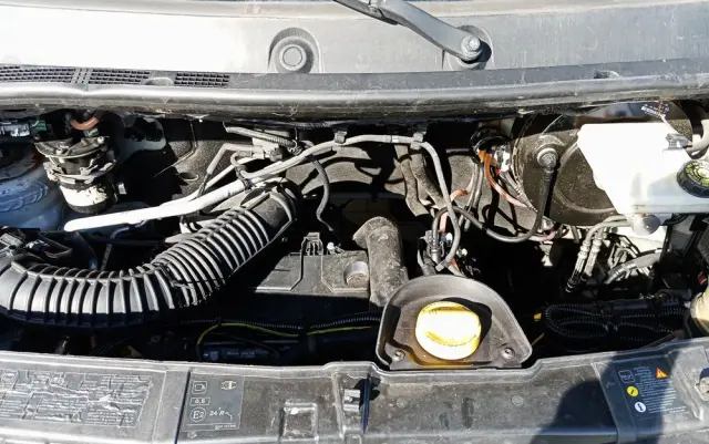 RENAULT Master III Mroźnia 