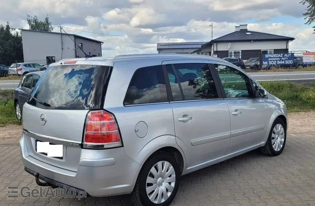 OPEL Zafira 