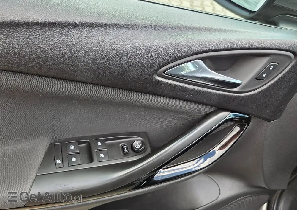 OPEL Astra V 1.6 CDTI Dynamic