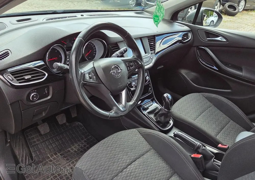 OPEL Astra V 1.6 CDTI Dynamic